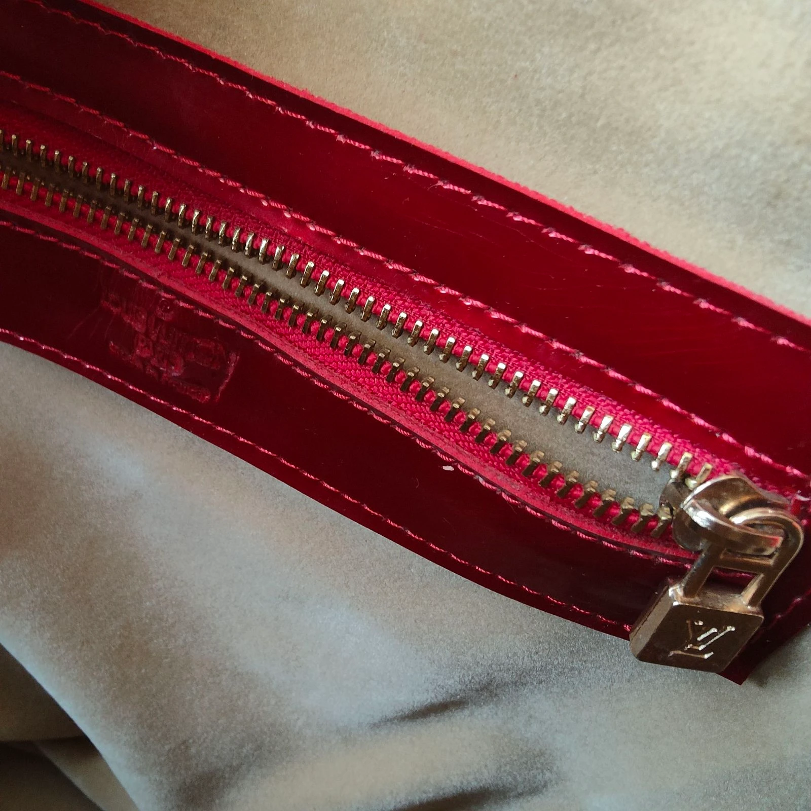 Grande saco vermelho – photo 10